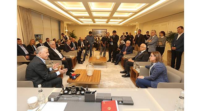 Şahin, Ulaştırma Bakanı Arslan'ı ağırladı