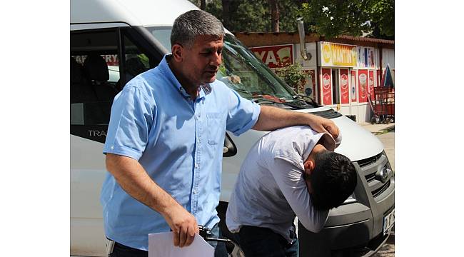 Şişe atma meselesi yüzünden yanlış kişiyi öldürdü