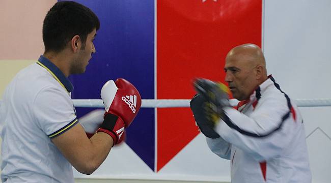 Turgut Özal Boks İhtisas ligde iddialı