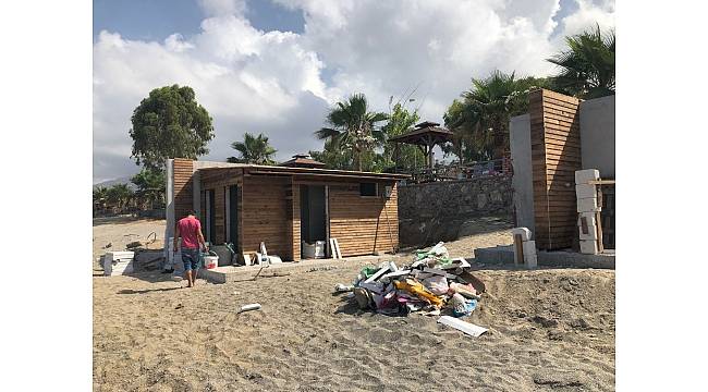 Alanya Belediyesi'nden sahillere duş ve wc