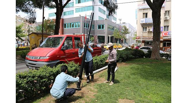 Atatürk Parkı'nda yenileme çalışması başladı