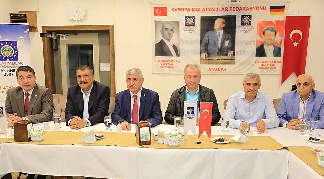 Avrupalı Avrupa Malatyalılar federasyonu yönetimi ile iftarda bir araya geldi