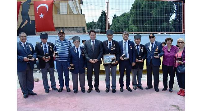 Ayvalık'ta kuşaklar arası sevgi köprüsü