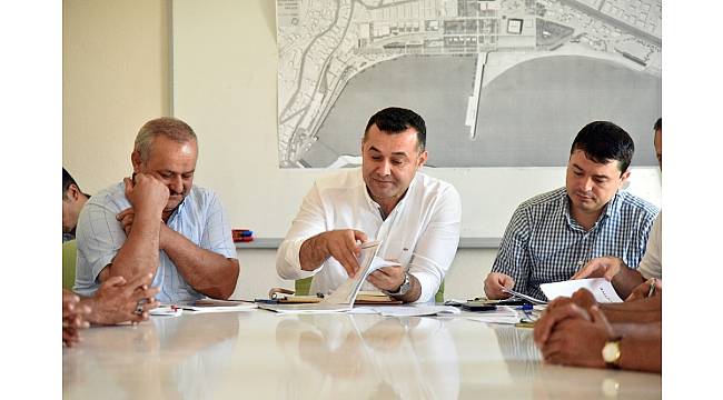 Başkan Yücel, muhtarlarla bir araya geldi