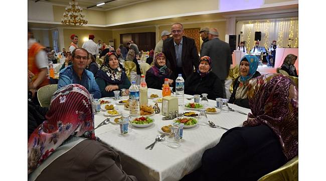Biga'da şehit ve gazi yakınlarına iftar verildi