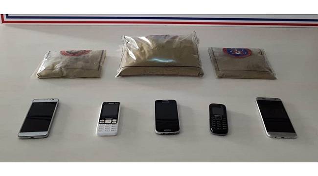 Bingöl'de 980 gram toz esrar ele geçirildi