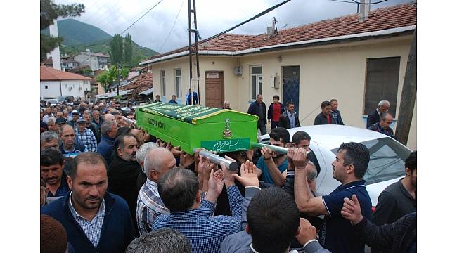 Bodrum'da zıpkınla dalış yaparken hayatını kaybeden mühendis toprağa verildi