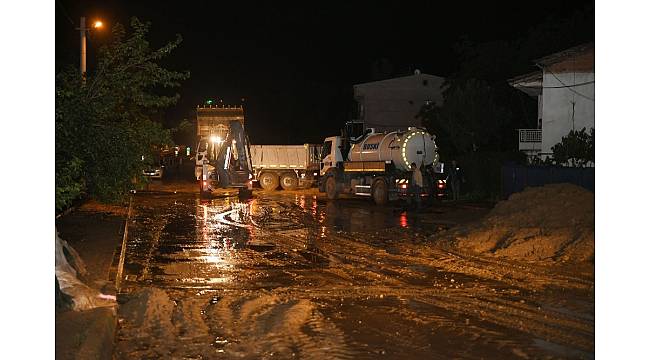 Dündar: "Felaketin yaralarını saracağız"