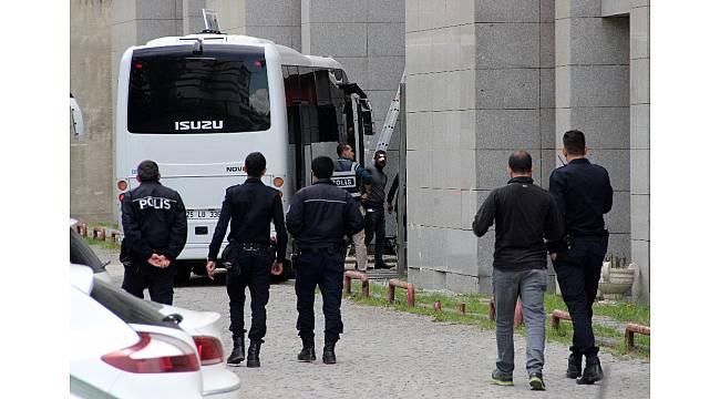 Erzurum'da 2 kişinin öldüğü kavganın 17 şüphelisi adliyeye sevk edildi
