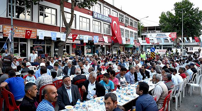 Eski Malatyalılar büyükşehrin iftarında buluştu