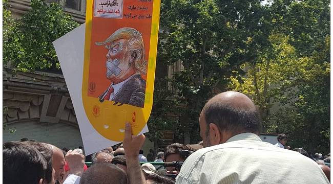 İran'ın farklı eyaletlerinde ABD karşıtı sloganlar yükseldi