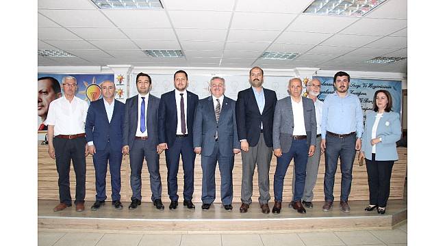 Karaman'da AK Parti, milletvekili adaylarını tanıttı