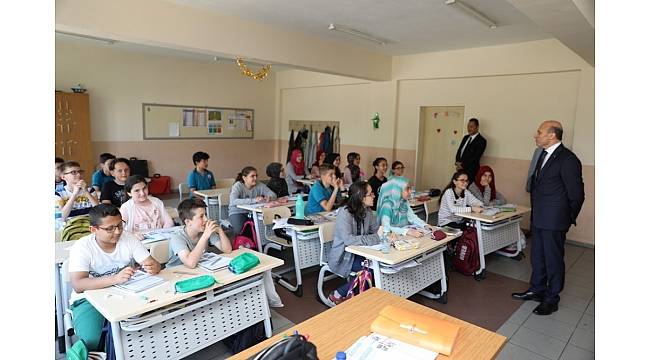 Kırklareli Valisi öğrencilerle buluştu