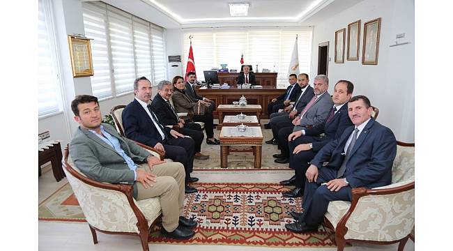 MHP adaylarından Vali ve Belediye Başkanı'na ziyaret