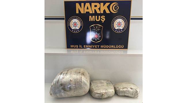 Muş'ta 8 kilo 638 gram toz esrar ele geçirildi