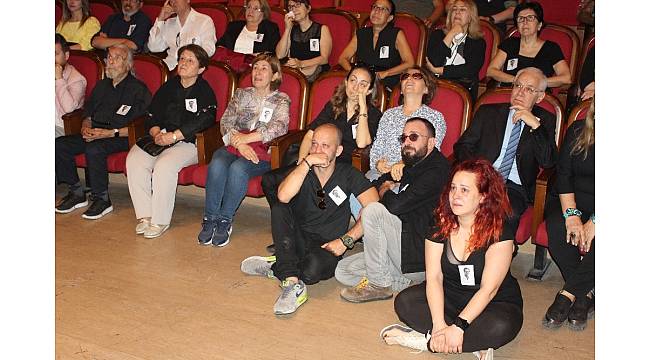 Oyuncu Arda Öziri için duygulandıran cenaze töreni