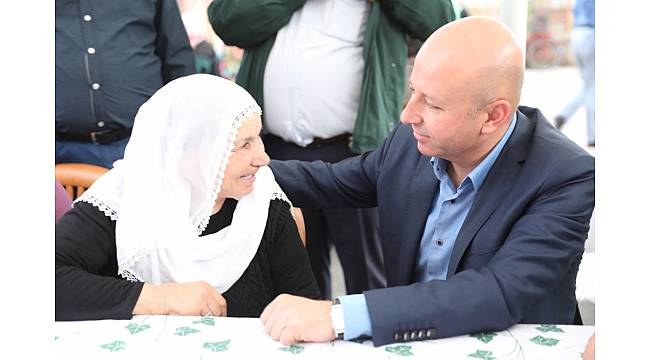 Zümrüt Mahallesi'nde coşkulu iftar