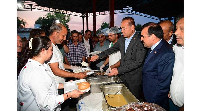 Başkan Sözlü, iftarını İmamoğlu&#39;nda yaptı