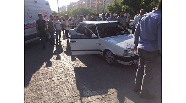Besni&#39;de otomobil küçük kıza çarptı