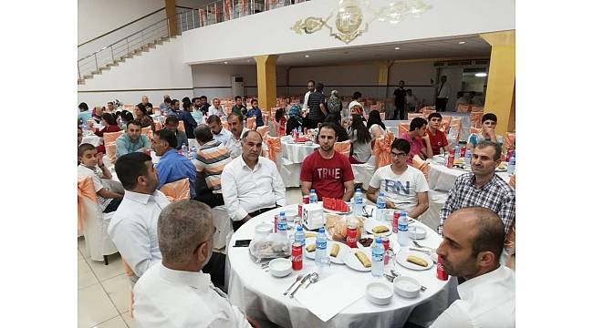 Engelliler iftar sofrasında buluştu