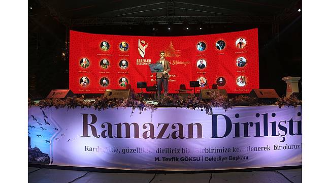 Esenler'de padişah şiirleri okundu