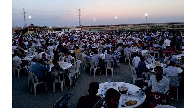 Kahta Belediyesi halka iftar verdi