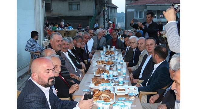 Kozlu'da geleneksel iftar programları sürüyor