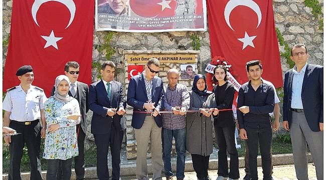 Lise öğrencilerinden Afrin şehidin anısına okul bahçesine çeşme