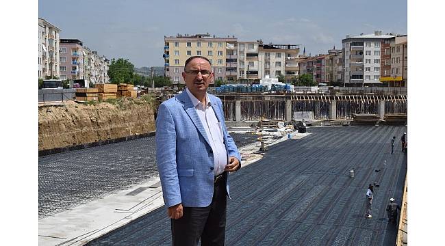 Mustafakemalpaşa'ya modern pazar yeri