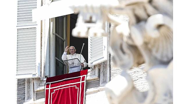 Papa Francis, ABD-Kuzey Kore zirvesinin barış getirmesini diledi