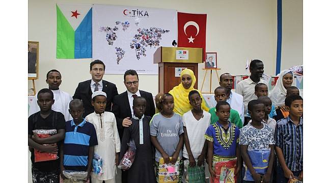 TİKA Cibuti'de iftar ve gıda yardımı programları gerçekleştiriyor
