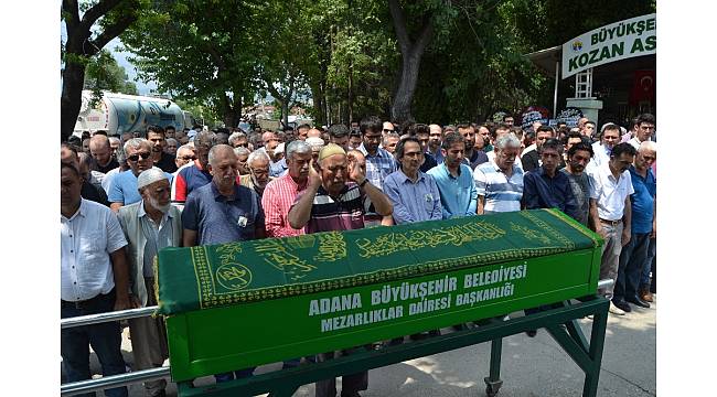 Trafik kazasında hayatını kaybeden genç doktora veda