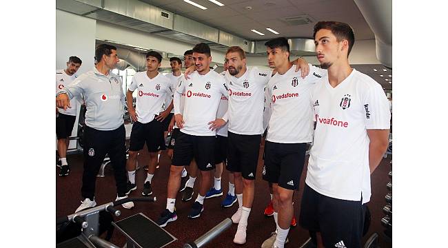 Beşiktaş salonda çalıştı