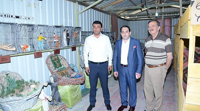 Emekli öğretmenin yaptığı minyatürlere yoğun ilgi