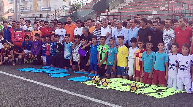 Evkur Yeni Malatyaspor’un Şırnak’taki seçmelerine 250 kişi katıldı