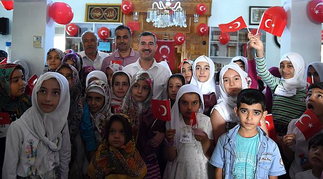 Kur’an kursu öğrencileri şehitleri dualarla yad etti