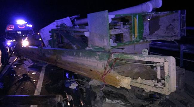 Sondaj aracı yan yattı: 2 Ölü