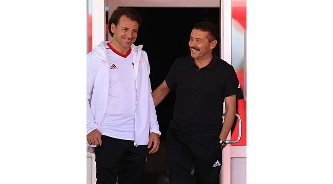 Demir Grup Sivasspor, Trabzon&#39;a gitti