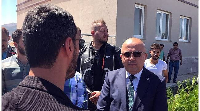 Kenan Sofuoğlu Dünya Motokros Şampiyonası pistini ziyaret etti