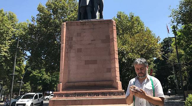 Malatyalı terziden çıplak heykel için ilginç formül