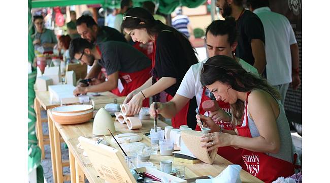 Seramik sanatçıları Odunpazarı&#39;na hayran kaldı