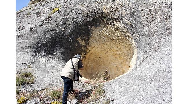 Kazan kayası, kışın yaban hayvanlarının yazın turistlerin ilgi odağı