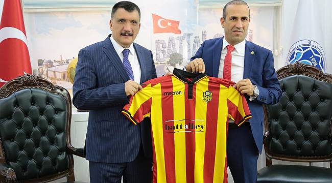 BAŞKAN GÜRKAN’DAN SPOR YORUMCUSU ULUÇ’A TEPKİ