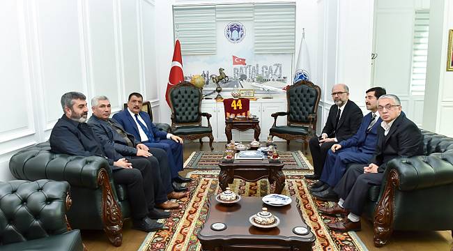 BAŞKAN GÜRKAN, “HERKESİ KUCAKLAYACAĞIZ”