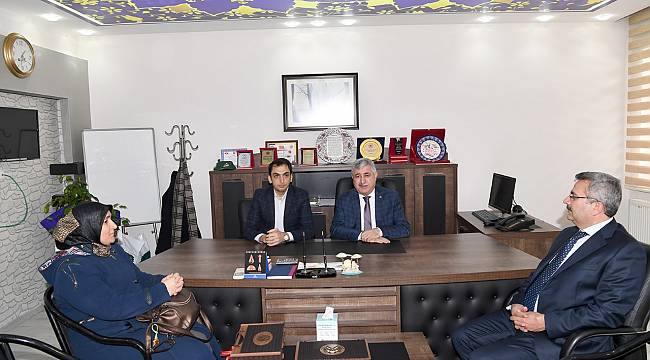 Kimya Mühendisleri Odasını ziyaret eden Başkan Polat