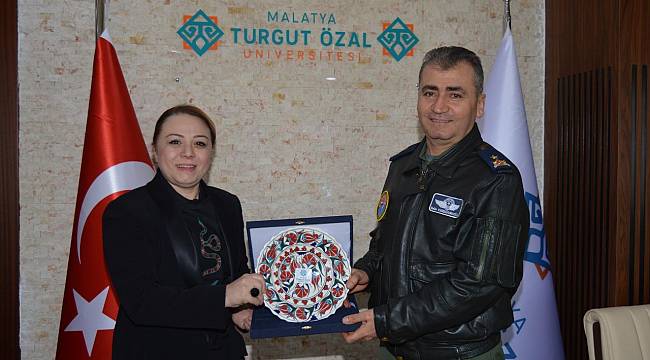 Tuğgeneral Karsavuranoğlu’ndan Rektör Karabulut’a ziyaret 