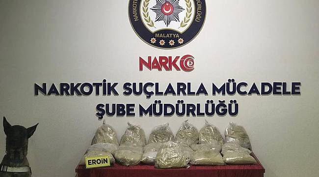 Darende İlçesinde Narkotik Suçlarla Mücadele Şube Müdürlüğünce Eroin Yakalandı