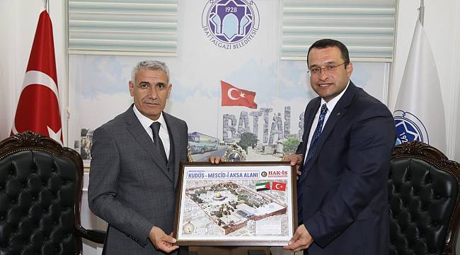 HİZMET-İŞ SENDİKASI ŞUBE BAŞKANI GELERİ, BAŞKAN GÜDER’İ ZİYARET ETTİ