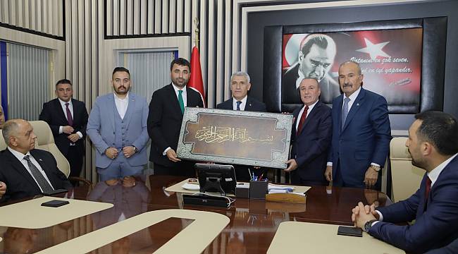 MHP’DEN BAŞKAN GÜDER’E HAYIRLI OLSUN ZİYARETİ BAŞKAN GÜDER, “BU MİLLETE HİZMET BORCUMUZ VAR”