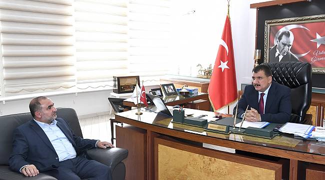 MÜSİAD Yönetimini kabul eden Başkan Gürkan;